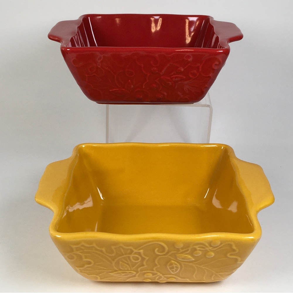 Laurie Gates Small Square Baking Dishing Red Gold